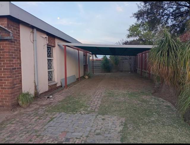 2 BEDROOM PROPERTY TO RENT IN VANDERBIJLPARK CE 3